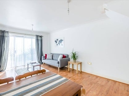 3 Bed Terraced House, Banfield Road, SE15