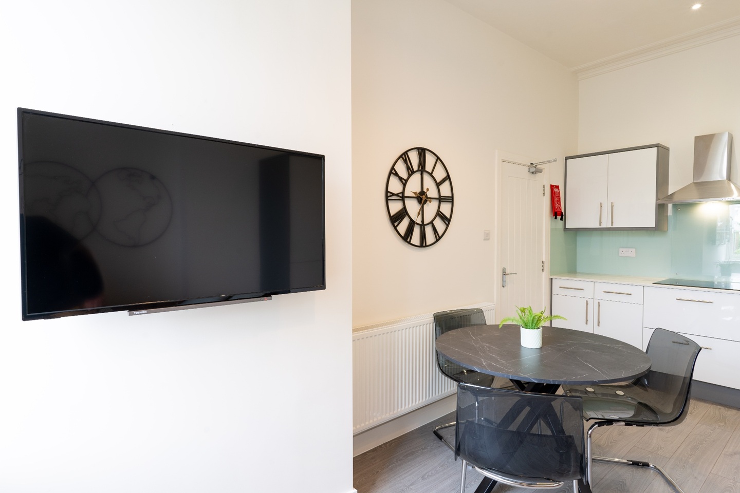 Additional image 2 of 3 Bed Flat, Clifton Park Road, BS8, N1 7GU