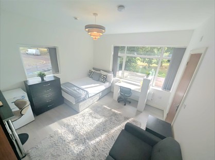 Room in a Shared House, Morville Street, B16