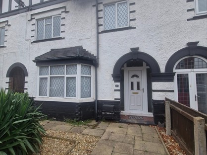 3 Bed Terraced House, Wellowgate, DN32