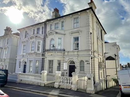 Studio Flat, Church Road, TN37