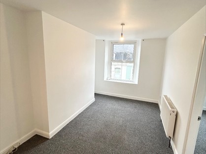 1 Bed Flat, Devonport Road, PL3