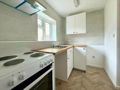 2 Bed Flat, Conygre Grove, BS34