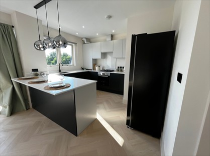 3 Bed Flat, Kilburn High Road, NW6