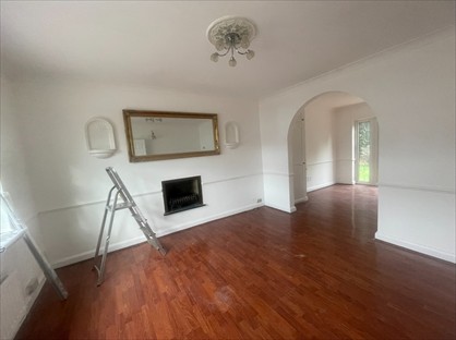 3 Bed Semi-Detached House, Lothian Avenue, UB4