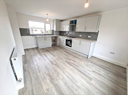 3 Bed Terraced House, Carlthorpe Grove, S35