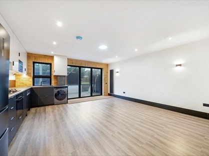 3 Bed Flat, Fir Tree Road, SM7