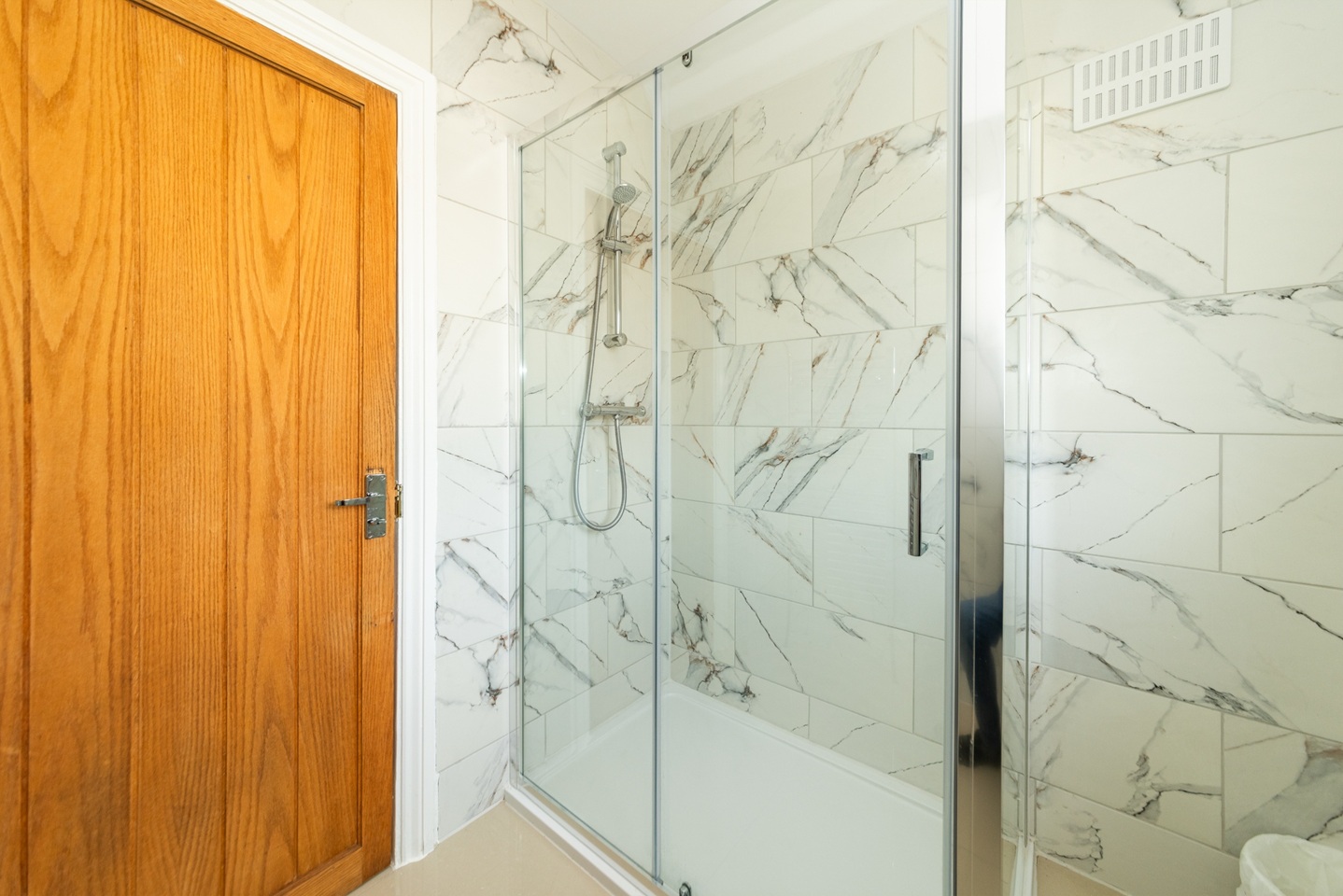 Additional image 7 of 3 Bed Semi-Detached House, Ennerdale Road, RG2, N1 7GU