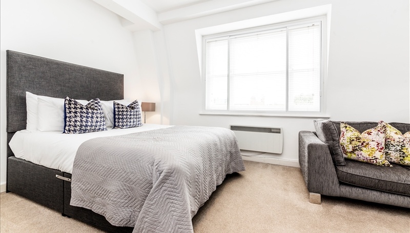 Additional image 3 of Studio Flat, Hill Street, W1J, N1 7GU