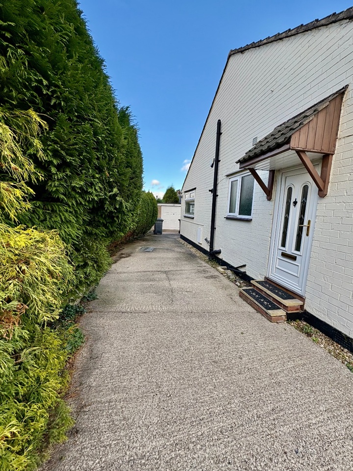 Additional image 2 of 2 Bed Bungalow, Keswick Crescent, S60, N1 7GU