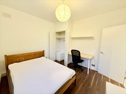 3 Bed Flat, Northfleet House, SE1