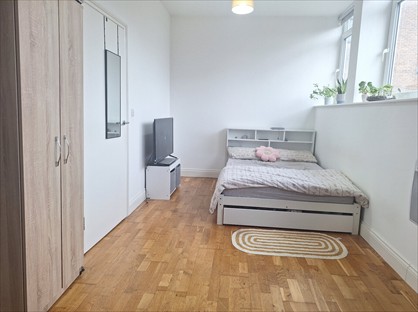 Studio Flat, Market Place Chambers, SG1