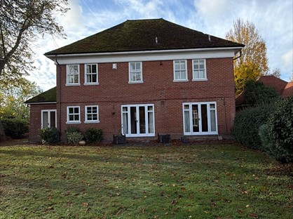 5 Bed Detached House, Queens Acre, SL4