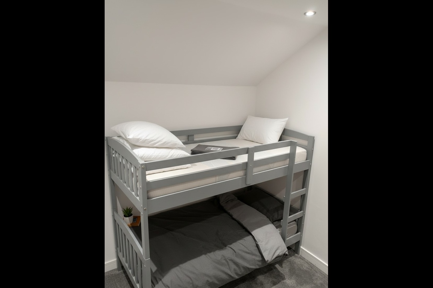 Additional image 3 of 2 Bed Flat, Northumberland Avenue, RG2, N1 7GU