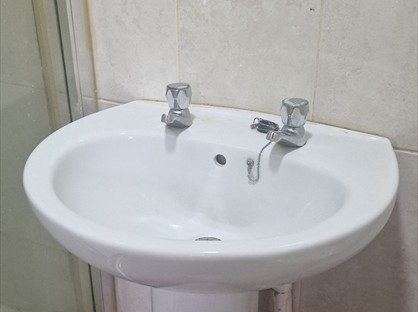 1 Bed Flat, Clifton Villas, BD8
