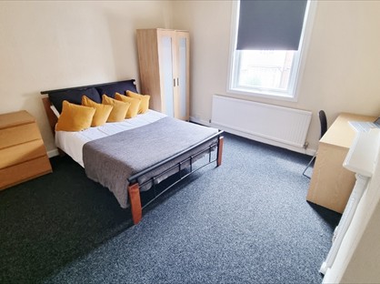 4 Bed Semi-Detached House, Lower Regent Street, NG9