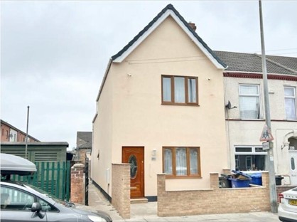 3 Bed End Terrace, Wellington Street, DN32