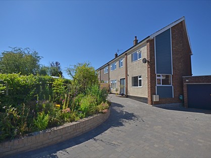 4 Bed Semi-Detached House, Rylstone Way, CB11