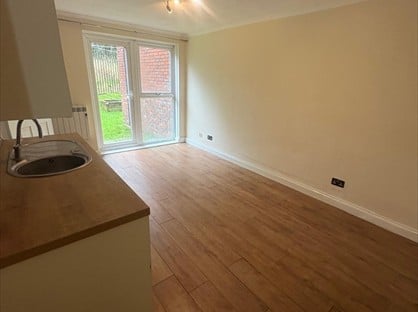 2 Bed Flat, Startpoint, LU1