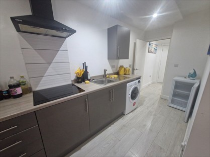 2 Bed Flat, Freeman Street, DN32