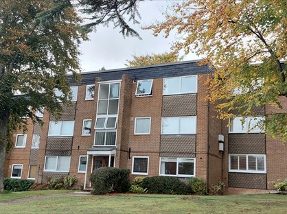 1 Bed Flat, Rossiter Lodge, GU1