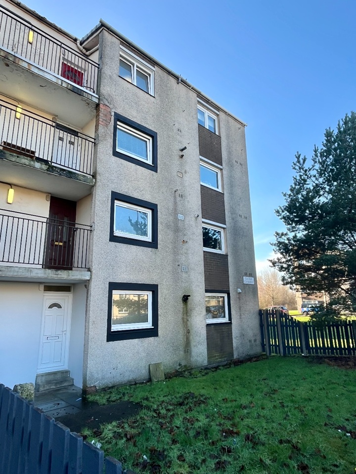 Edinburgh - 2 Bed Flat, Calder Crescent, EH11 - To Rent Now for £1,100. ...