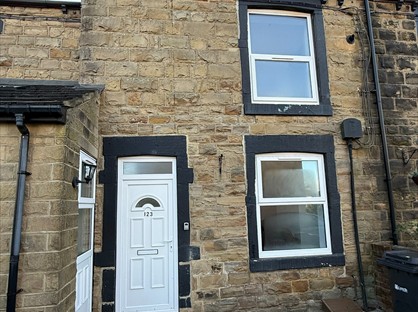 1 Bed Terraced House, Wakefield Road, LS27