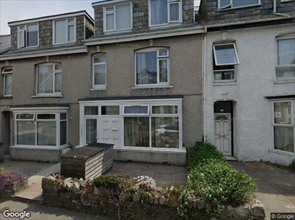1 Bed Flat, Berry Road, TR7