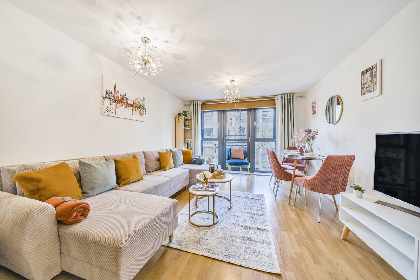 1 Bed Flat, Spa Road, SE16 photo 2