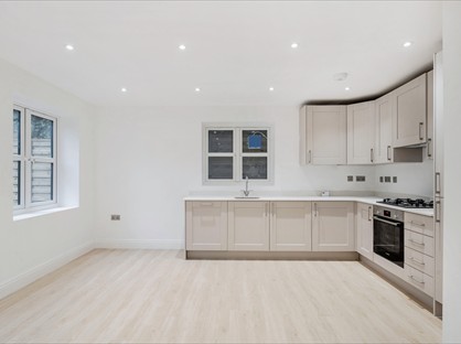 3 Bed Flat, West Hill, CR2