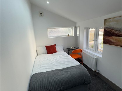 Room in a Shared House, Skinner Street, ME7