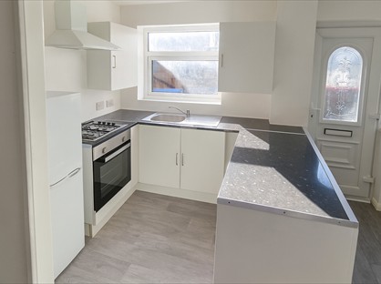 1 Bed Terraced House, Fishguard Close, L6