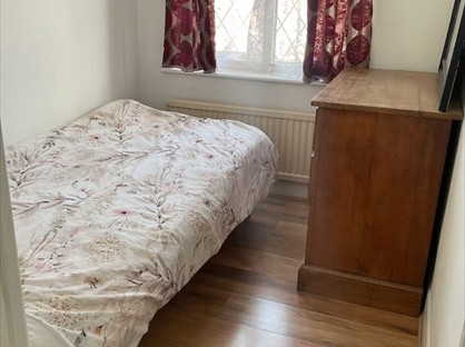 Room in a Shared House, Sutton Court Road, UB10