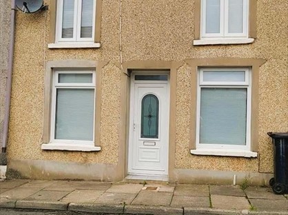 2 Bed Terraced House, Overton Street, CF48