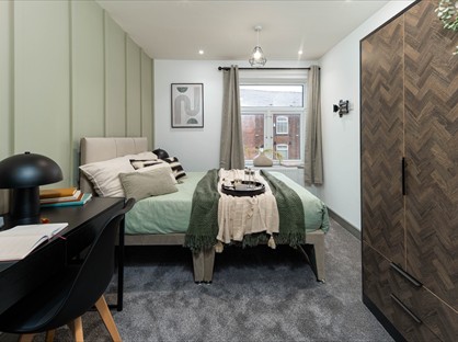 Room in a Shared House, Redgrave Street, OL4