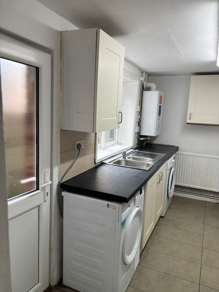 Additional image 3 of Room in a Shared House, Oxford, OX1, N1 7GU