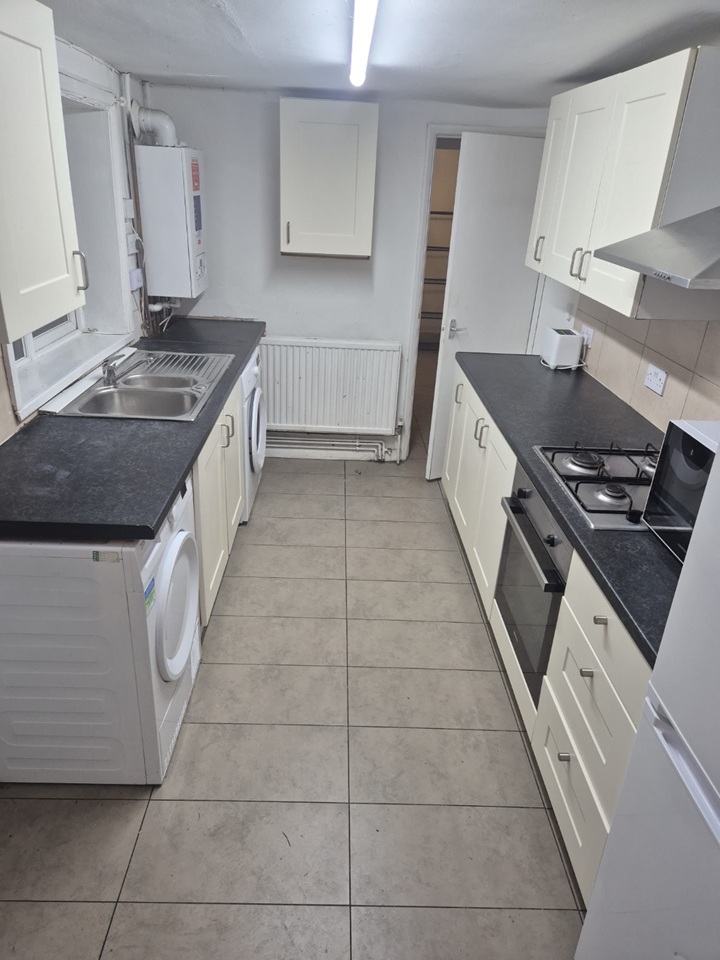 Additional image 4 of Room in a Shared House, Oxford, OX1, N1 7GU