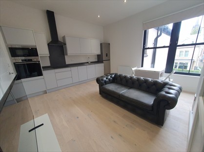 2 Bed Flat, Park Lane, S10