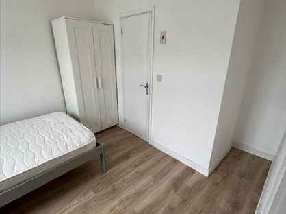 Room in a Shared House, Cairns Crescent, BS2