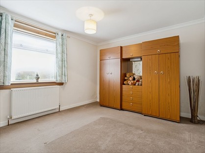 2 Bed Flat, Dean Road, EH51