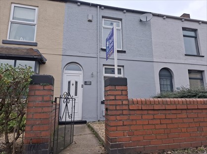 2 Bed Terraced House, Leigh Road, BL5