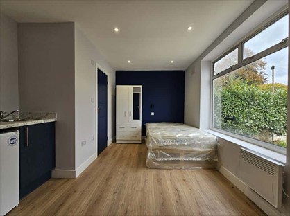 Studio Flat, Skipton Drive, UB3