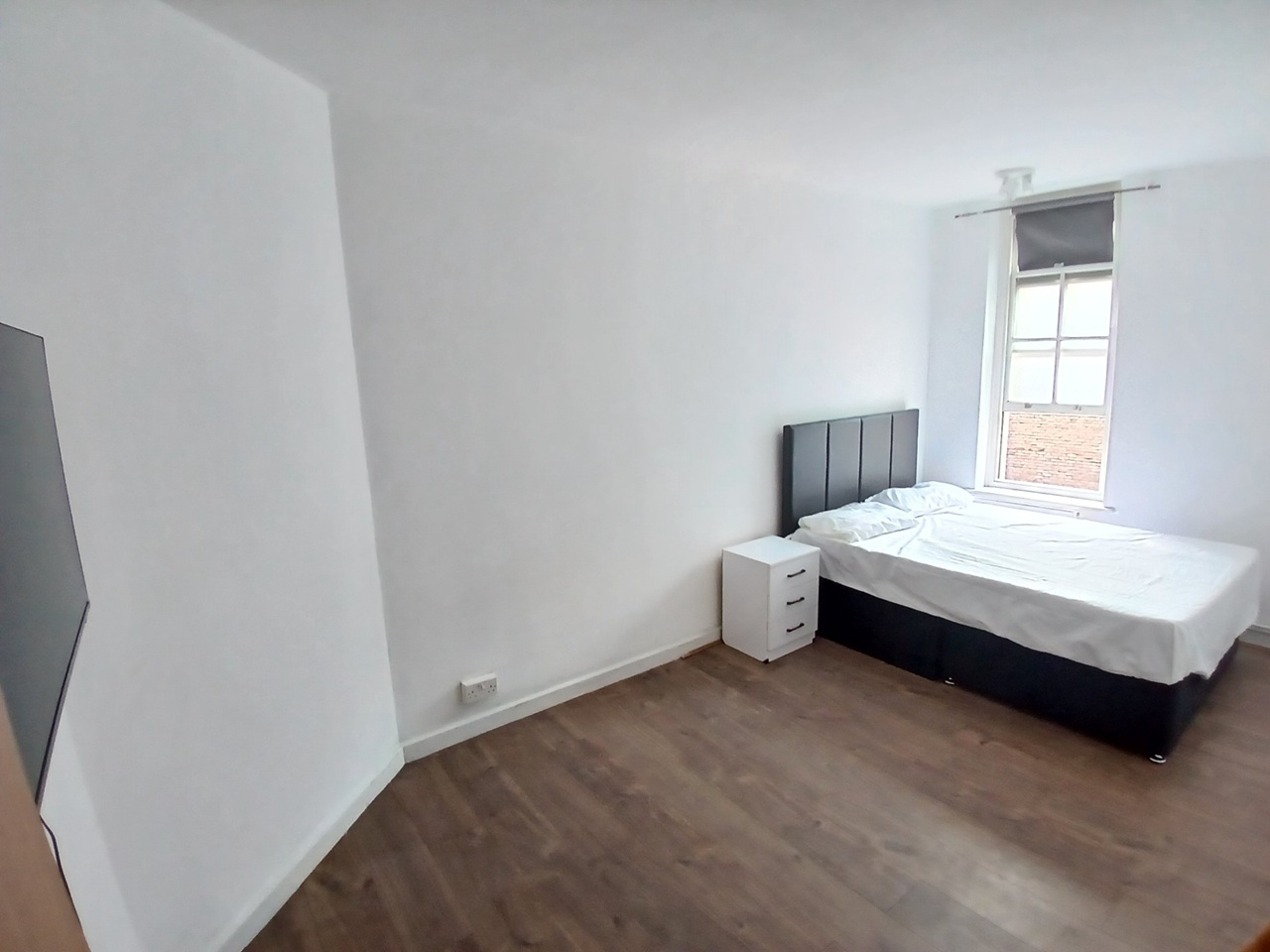 2 Bed Flat, Boundary St, E2 photo 5