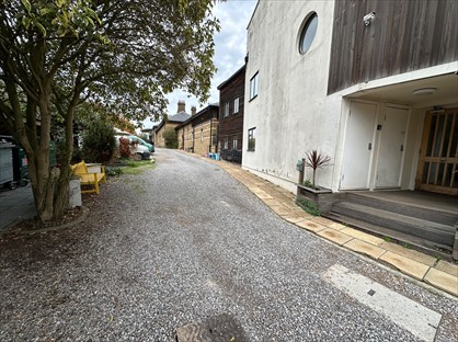 1 Bed Flat, Old Station Way, SW4