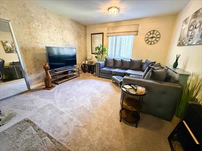 2 Bed Flat, Langwood Court, BB4
