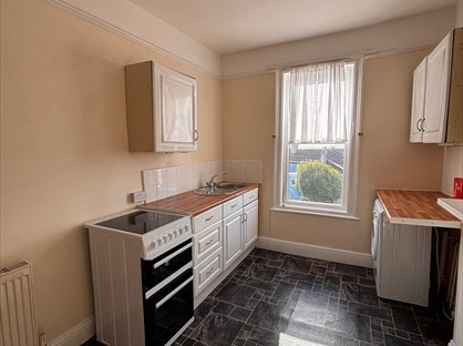 1 Bed Flat, Mount Gould Road, PL4