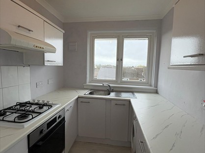 2 Bed Flat, Dunglass Square, G74