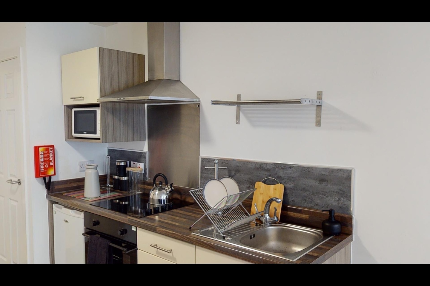 Studio Flat, Spaniel Row, NG1 photo 4