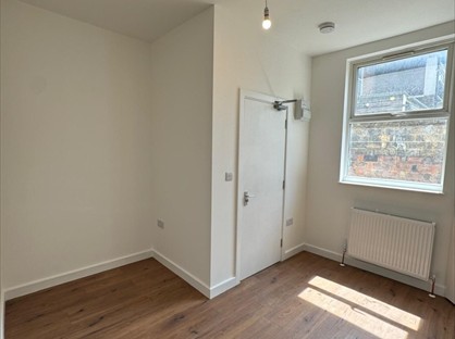 Studio Flat, Beulah Road, CR7