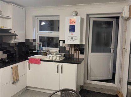 1 Bed Flat, London Road, RM7